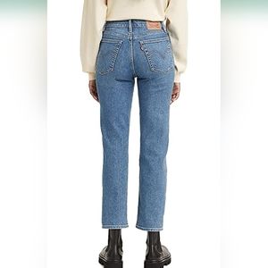 Levi Highrise 501 Wedgie fit  Size 28